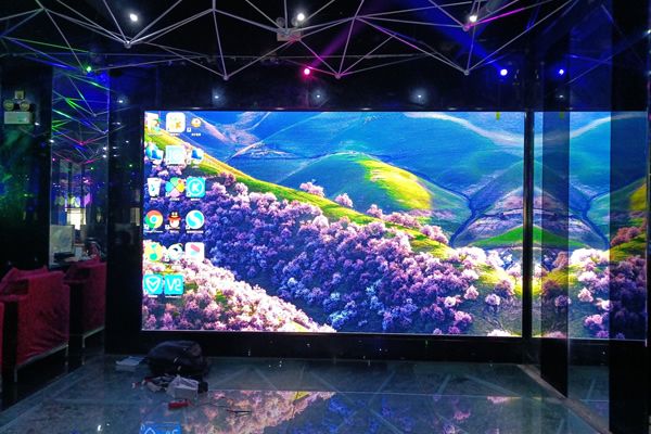 室內(nèi)LED顯示屏一般應(yīng)用在什么行業(yè)？